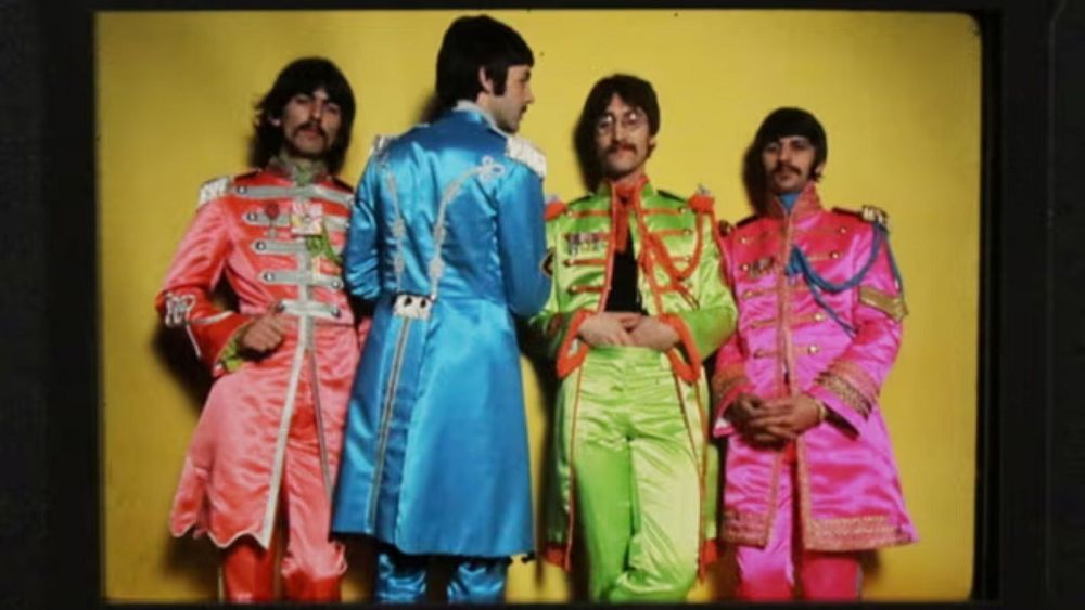 Görünmeyen Beatles fotoğrafı müzayedeye çıkarılacak ve Fab Four’u eski birçok efsaneden biri çürütüyor