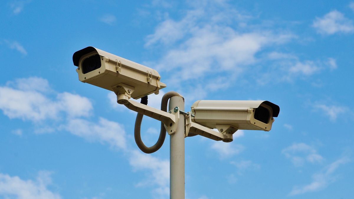 Kültür Yenieden Görun: George Orwell’in Distopik Klasik ‘Ondokuz Seksen-Dört’ün Kültürel Etkisi