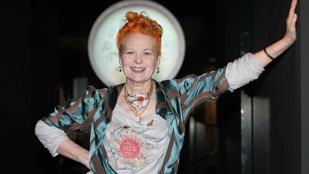 Vivienne Westwood Oyun Kartlari Greenpeace Için Hammer Alına GitMek