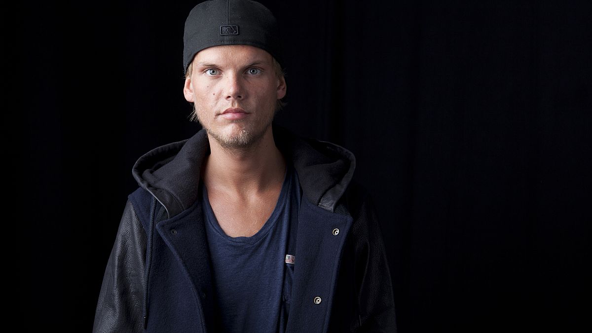 GEK İSVEEK DJ Avicii’nin Kuşisel Eşaltar AKIL Sahli yaşı Vakfı Için Mezayede Yazlacak