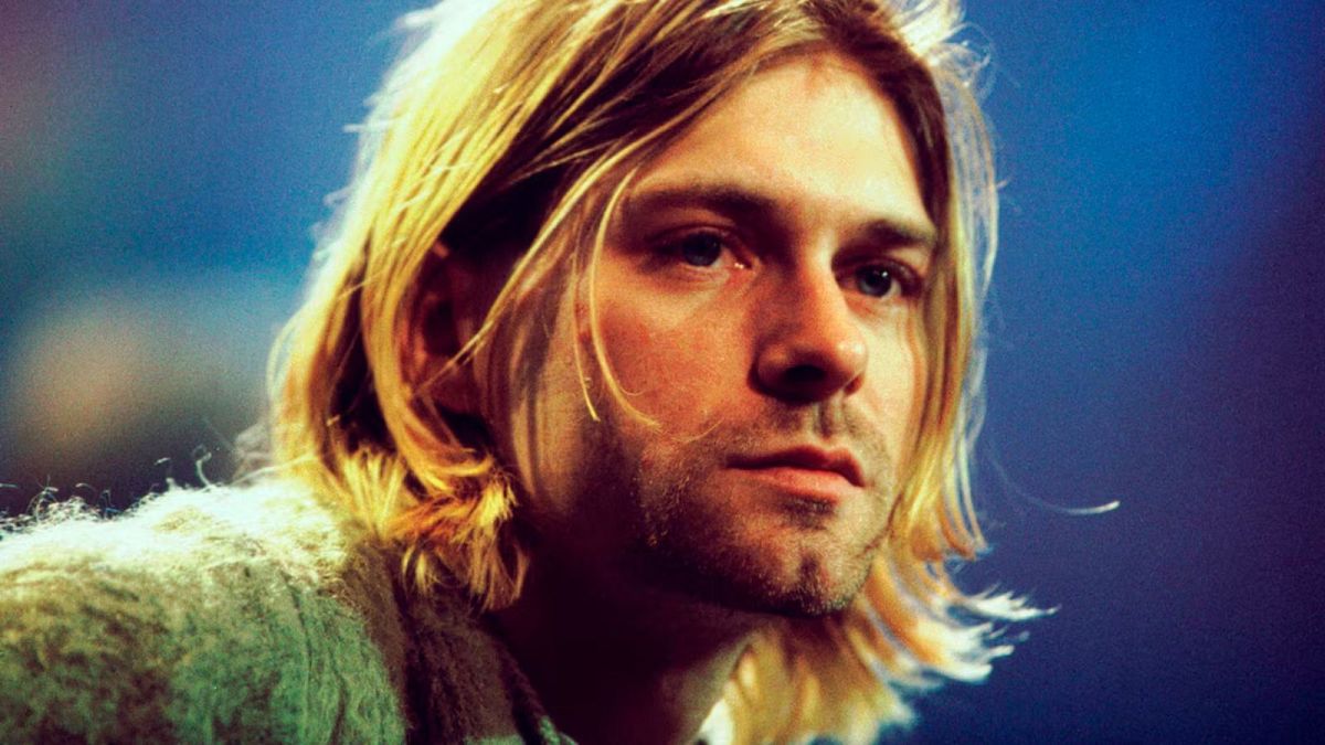 Mze, Nirvana Sergili Için Kurt Cobain’in ‘Kendini KaldarilmAYAY’ DIYEKEEK ELEŞTENDI