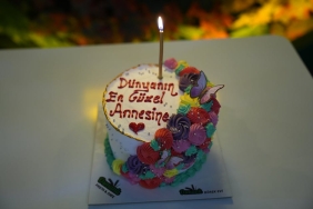 Fulden Uras8217tan Annesine Duygusal Dogum Gunu Mesaji featured