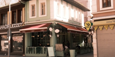 Milyoner8217de Tarih Bilgisi Zora Soktu En Yakin Olum Kimin featured