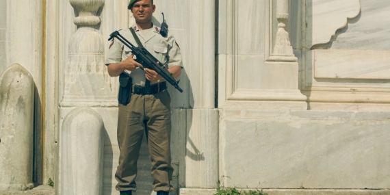 Nihat Altınkaya MSB Klibinde: Üniforma Bir Sorumluluk